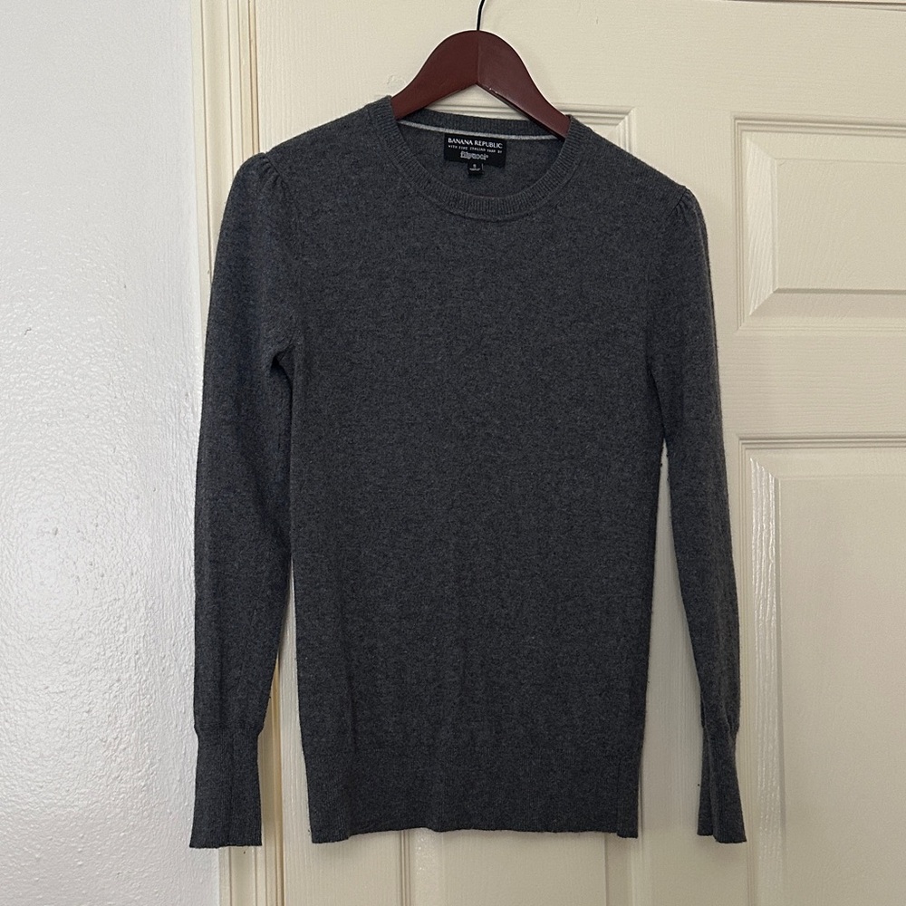 Banana Republic Italian Yarn Women’s Sweater